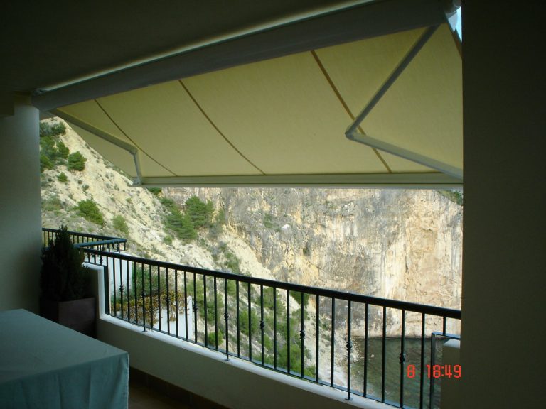 Toldos Lolita Persianas y cortinas DSC02307 768x576