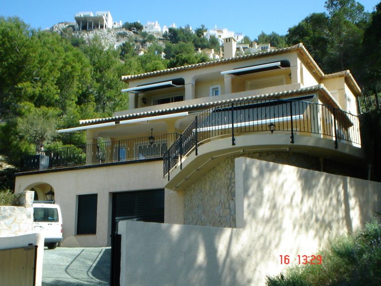 Toldos Lolita Persianas y cortinas DSC02309 768x576