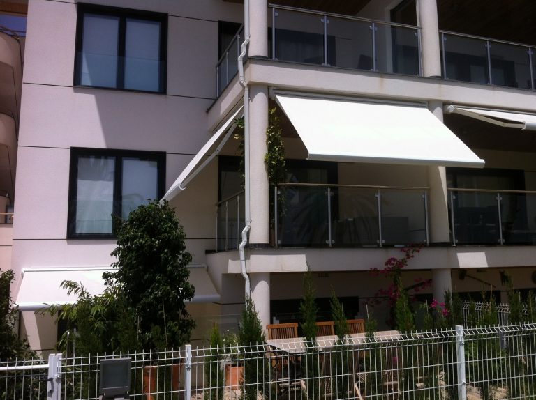 Toldos Lolita Persianas y cortinas Toldos Eva 004 768x574